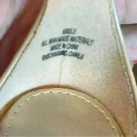 Charming Charlie’s Taupe Leather High Heels Size 8 - Picture 5 of 13